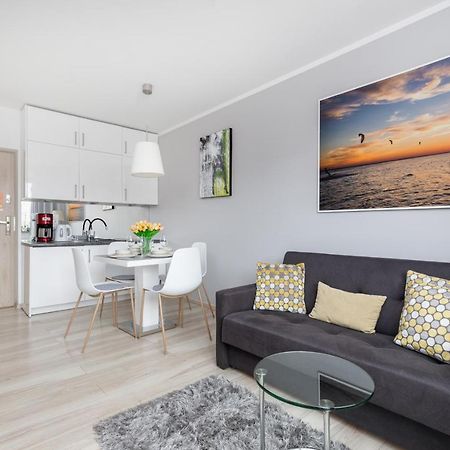 Wind Rose Quarter Apartments By Noclegi Renters シフィノウイシチェ エクステリア 写真